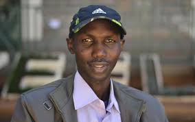 Kenijski atletičar abel kipsang oborio je olimpijski rekord u polufinalnoj trci na 1.500 metara u tokiju. Champion Kipsang Plots London Win For Kenya Sports Chinadaily Com Cn