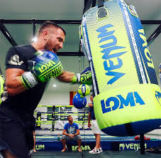 Жанибек алимханулы против роба бранта. X8mjcfh8pzkhfm