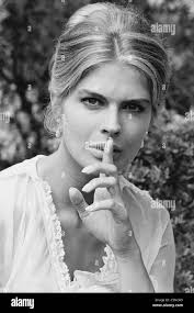 Candice bergen Black and White Stock Photos & Images - Alamy