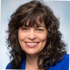 Lori Lindberg's Instagram, Twitter & Facebook