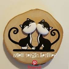 Ozlem Sezgin Kesimer On Instagram Cap 15 Cm Satilik Tasboyama Paintingrocks Tasboyamasanati Pebbleart Sevimlihayvanlar Kedi Kediseverler C En 2020 Adornos Pintados Piedras Pintadas Piedras Decorativas