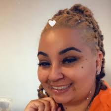 Per FB Post Does anyone recognize this lady? I found her walking around in  Hyde Park this morning in the freezing cold and she said she was lost