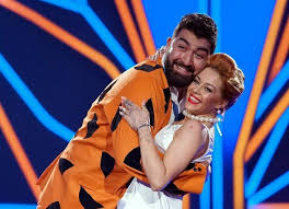 Vanessa mai war nach dem quickstep zwar genauso außer atem wie faisal kawusi schon beim training. Let S Dance Am 26 5 2017 Ausgeschieden Diesmal Die Richtigen