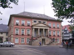 Hanse haus ist ihr partner der wahl, nachdem ein guter freund, der bereits seit 8 jahren in süddeutschland für hanse haus arbeitet, ihr die firma wärmstens empfohlen hat. Datei Detmold Rathaus Jpg Wikipedia
