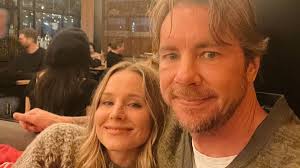 Kristen Bell Tuai Kritik Usai Pesan Pernikahan dengan Dax Shepard