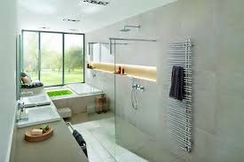 Komfortabel Und Praktisch Walk In Duschen Kleines Bad Grundriss Kleines Bad Mit Dusche Badezimmer Vinyl