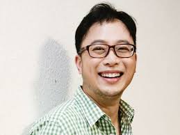 Restaurateur Lee Chin Sin wins MediaCorp's Gift Of Song songwriting  competition