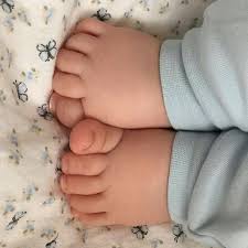 Pin By Kids Pretty Moms On All About Babies Quotes Parenting Monthly Baby Photos Cute Baby Girl Cute Babies
