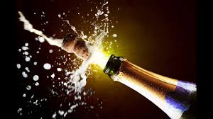 Îţi dorim ca în această zi să nu te întristezi de evenimentele din trecut, ci să te bucuri. La Multi Ani Draga Prieten Youtube