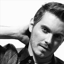 Το χρονικό μιας σχέσης που έληξε μετά από 12 χρόνια. Mixalhs Xatzhgiannhs Getsongbpm