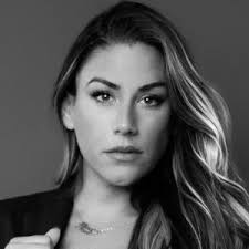 Dani Mack's Instagram, Twitter & Facebook