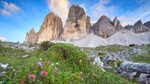 Südtirol transfer offers inexpensive, comfortable travel directly to your accommodation! Roadtrip Nach Sudtirol Camper Vermietung Roadsurfer Com