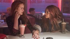 Fans spot toni 'appearance' months before she joined cw series. Cheryl Toni Finally Kissed On Riverdale It Was Romantic Af