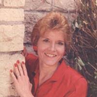 Lynette Holcomb's Instagram, Twitter & Facebook