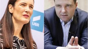 Acolo tatăl ei își îndeplinea serviciul militar alternativ ca profesor de matematică,. Clotilde Armand Spune CÄƒ Nu A TÄƒiat Banii Spitalelor Ci Le A Transferat La PrimÄƒria GeneralÄƒ NicuÈ™or Dan Nu Se Poate Ocupa Le Iau E Digi24