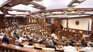 The prime minister maia sandu avoids commenting on the fact of zinaida greceanii husband's name being found in the kroll report. 7pcy8sbie 8kgm