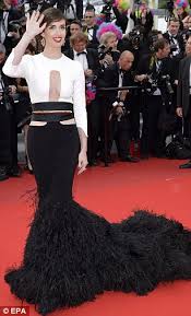Former first lady and 2016 presidential candidate hillary clinton delivers remarks at the hillary clinton offers cautionary tale about this election. Cannes Film Festival 2012 Jada Pinkett Smith And Paz Vega Compete For Sexiest At Premiere Of Madagascar 3 Daily Mail Online
