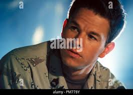 Mark Wahlberg Film Three Kings (USA/AUS 1999) Characters: Troy Barlow  Director: David O. Russell 27 September 1999 **WARNING** This Photograph is  for editorial use only and is the copyright of WARNER BROS.