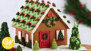 Easy Gingerbread House Decorating Techniques Wilton Youtube