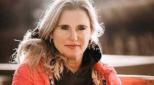 Barbara Zwick's Instagram, Twitter & Facebook