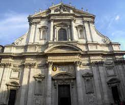 La volta della chiesa raffigura la gloria di sant'ignazio di loyola sostenuto da angeli che porta la grazia di dio fino ai confini sant'ignazio e l'adiacente oratorio del caravita ospitano gli incontri di diversi gruppi spirituali. Sant Ignazio Rome Wikipedia
