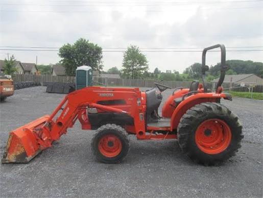 Kubota L4330GST Tractor