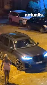 Depuis quelques heures, des images circulent sur les réseaux sociaux montrant Apoutchou National en compagnie d'une femme présentée comme sa nouvelle copine. Une apparition qui n'est pas passée inaperçue et qui fait