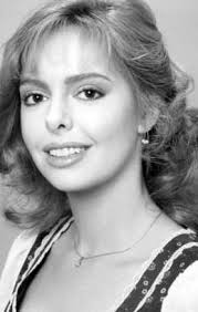 Who remembers Nurse Mary Pat? She was a favorite of mine. She certainly  knew how to keep Carly in line, that's for sure! 👍