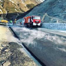 Pas de la casa is a town in andorra, a small mountainous country in the pyrenees mountains in europe. Comment La Correze A Permis La Reouverture De La Seule Route Menant En Andorre En Un Temps Record Brive La Gaillarde 19100