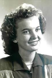 Freida Fox's Instagram, Twitter & Facebook