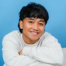 Adolph Silva's Instagram, Twitter & Facebook