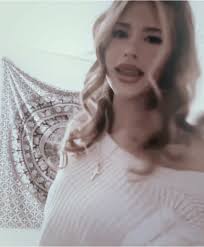 Jade Seguineau Blonde