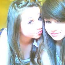 Phoebe Barrett (@PhoebeBarrett)