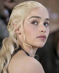 Anyone have a theory as to why Cat Stark wasn't resurrected as Lady  Stoneheart in the TV series? This storyline alone wants me to read the  books.