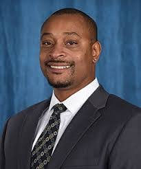 Silas Mills's Instagram, Twitter & Facebook