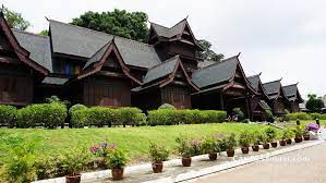 Selain dijadikan sebagai muzium kesultanan melayu melaya, replika ini juga berfungsi sebagai muzium budaya yang pertama di negara kita. Muzium Istana Kesultanan Melaka Hub Ilmu Kesultanan Melayu Melaka