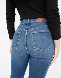 Women S Curvy Stovepipe Jeans In Manchester Wash Petite Curvy Curvy Curvy Jeans