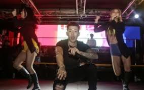 Twenty2 is a blog dedicated to fashion, beauty, and celebrities. Makin Sukses Fans Kenang Masa Masa Jay Park Bersama 2pm