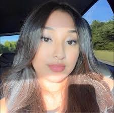 Sherry Seeley's Instagram, Twitter & Facebook