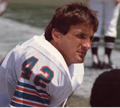 Happy 37th birthday to former University of Miami offensive lineman Jason  Fox. A native of Fort Worth, TX, Fox played tight end at North Crowley High  School. His size and ability as