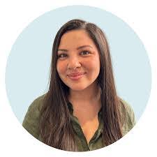 Caitlin Chaney's Instagram, Twitter & Facebook