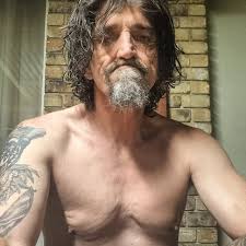 What City are you in love both of you I'm in California in La Quinta where  they have Coachella concerts and ￼ Stage chouch concerts