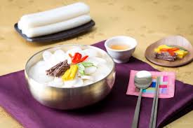 BÁNH TTEOK TRONG ĐỜI SỐNG CỦA NGƯỜI HÀN QUỐC