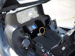 Andrew dojo olson performs the new demonstration over miami beach during the hyundai air & sea show. Datei Lockheed Martin F 35 Lightning Ii Mock Up Instrument Panel Jpg Wikipedia