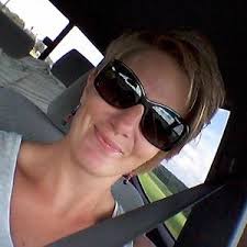 Amy Hollister (@hollisteramyj)