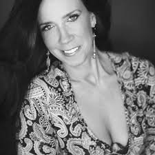 Janis Mitchell (@janismitchell) • Instagram photos and videos