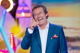 Et c'est une nouvelle fois bruno, l'actuel maître de midi, qui s'est attelé à en. Article Similaire A Les 12 Coups De Midi Et Non Louis Chedid Ne Se Cache Pas Derriere L Etoile Mysterieuse Point Sur Les Indices