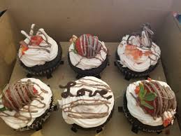 Flowers foods produces and markets a wide variety of fresh and frozen bakery foods—from breads, buns, and rolls to snack cakes and pastries. Ivu3b8kh0q2nfm