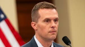 Barack Obama, Bernie Sanders, Ben Carson among most liked politicians,  surveys show