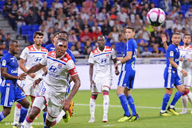 French heraldry is the use of heraldic symbols in france.although it had a considerable history, existing from the 11th century, such formality has largely died out in france, as far as regulated personal heraldry is concerned. A Really Pessimistic Preview Of Strasbourg Vs Lyon Lyon Offside